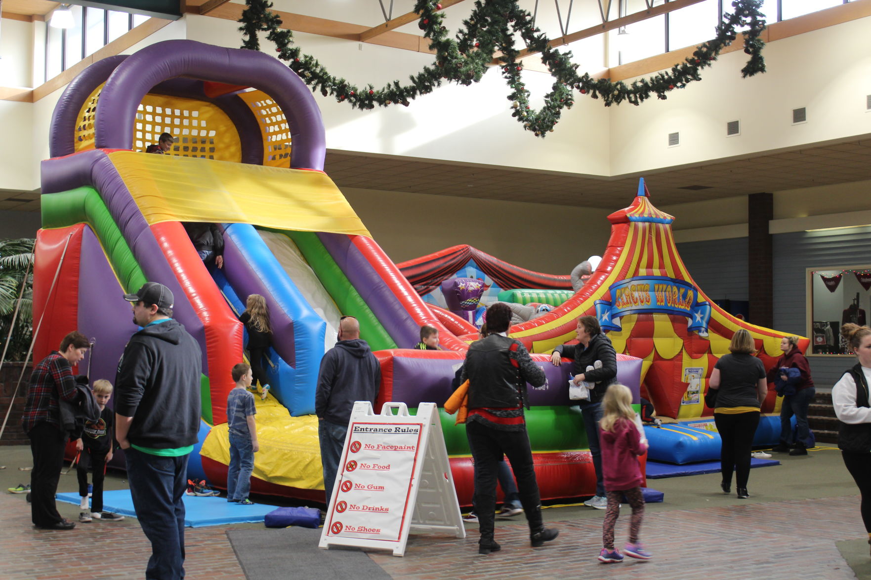 Holly Jolly fest